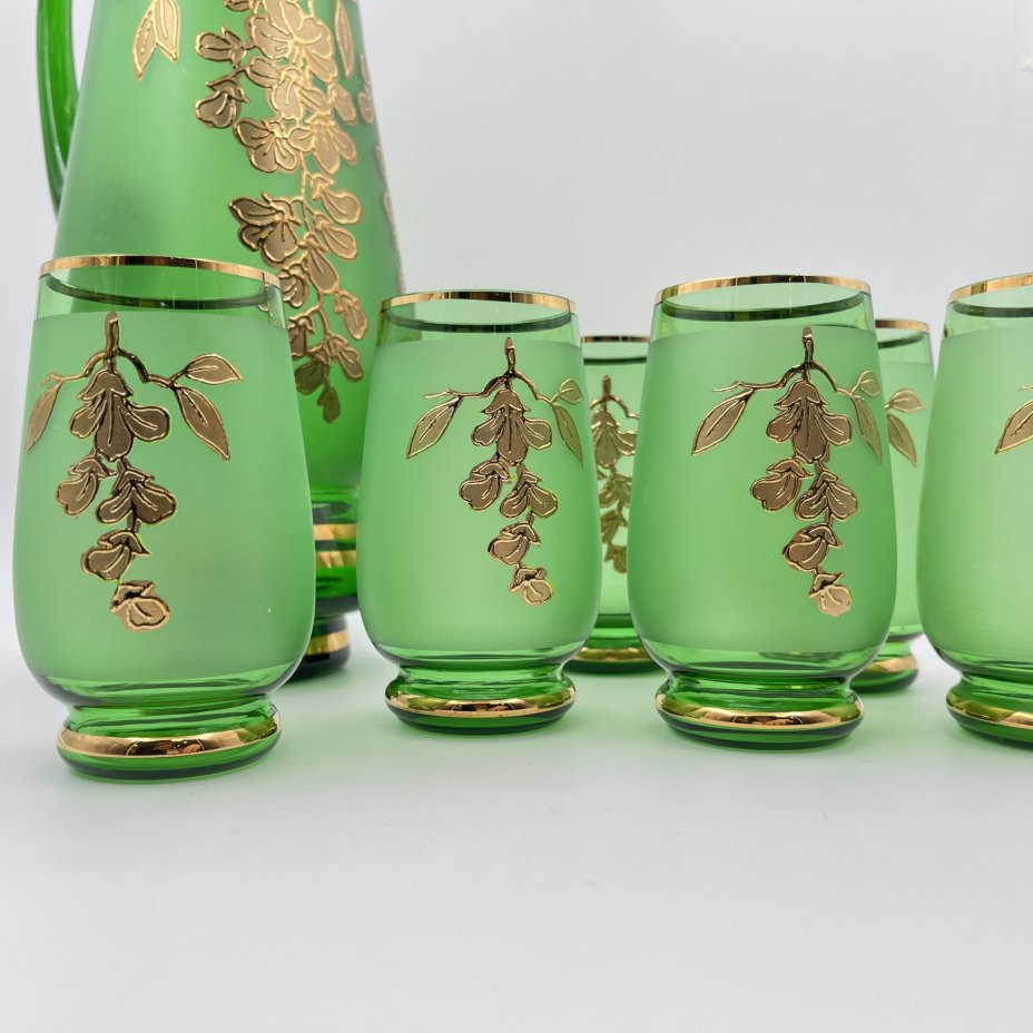 Набор для прохладительных напитков с цветочным декором (кувшин и 6 стаканов), цветное стекло, матирование, золочение, Bohemia Crystal (Bohemia Glass), Чехословакия, 1960-1980 гг.