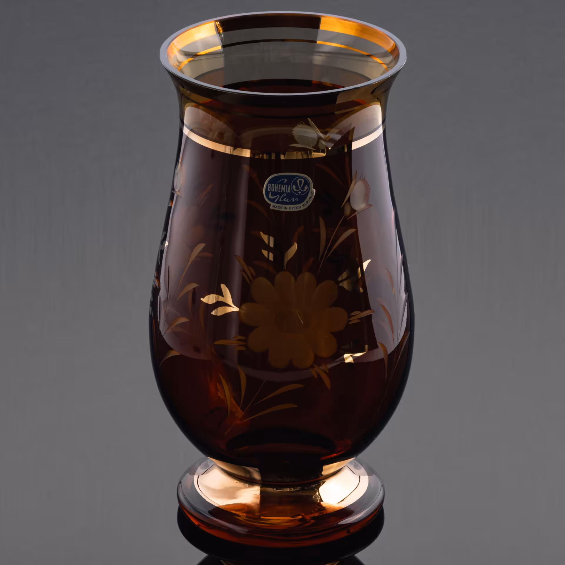 Ваза янтарного оттенка с цветочным декором, Bohemia Crystal (Bohemia Glass)