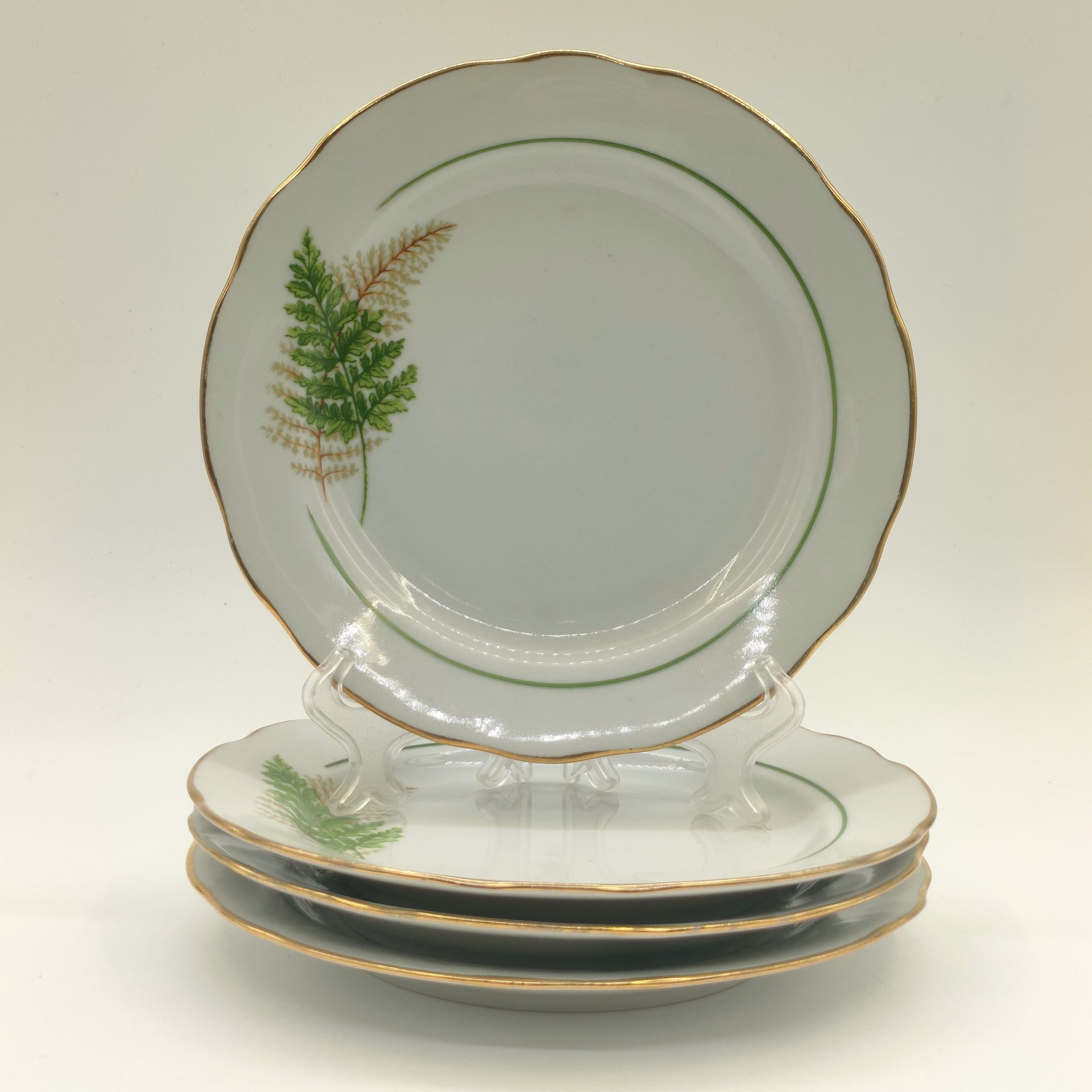 Набор из 4-х десертных и 3-х суповых тарелок "Папоротники", фасон "Гранёный", фарфор, деколь, золочение, Дулевский фарфоровый завод (Дулёво), Россия, 2006 г.