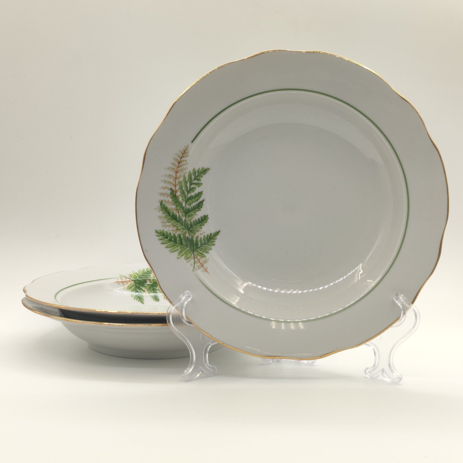 Набор из 4-х десертных и 3-х суповых тарелок "Папоротники", фасон "Гранёный", фарфор, деколь, золочение, Дулевский фарфоровый завод (Дулёво), Россия, 2006 г.