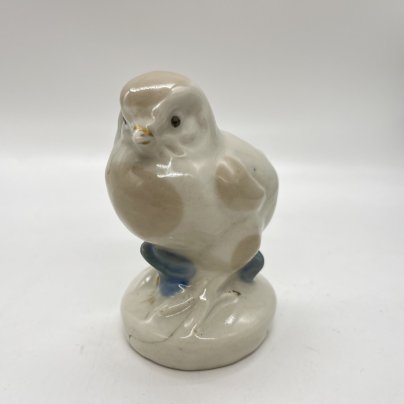 Статуэтка "Цыплёнок", фарфор, роспись, Турыгинский фарфоровый завод артели «Художественная керамика» (Гжель), СССР, 1950-1960 гг.