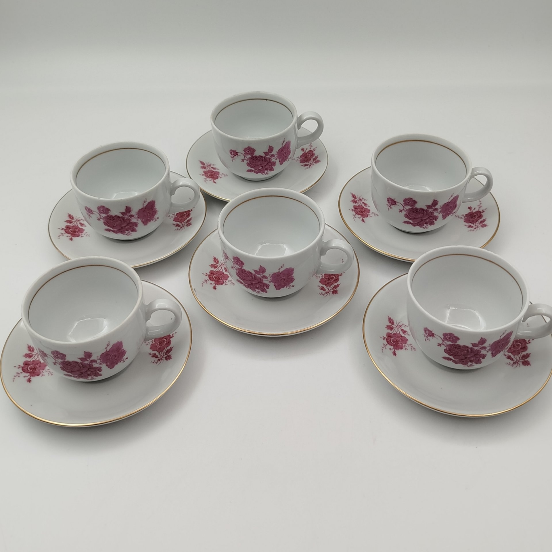 Сервиз кофейный на 6 персон, украшенный цветочным декором (15 предметов), фарфор, деколь, золочение, Kahla, ГДР, 1968-1987 гг.