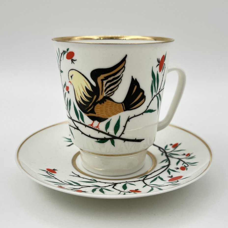 Пара кофейная "Птички", автор рисунка А.В. Щекатихина-Потоцкая, фарфор, деколь, золочение, Ленинградский фарфоровый завод (ЛФЗ), СССР, 1970-1986 гг.