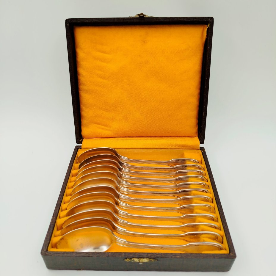 Набор чайных ложек на 12 персон в кофре, металл, серебрение, картон, Западная Европа, 1930-1950 гг.