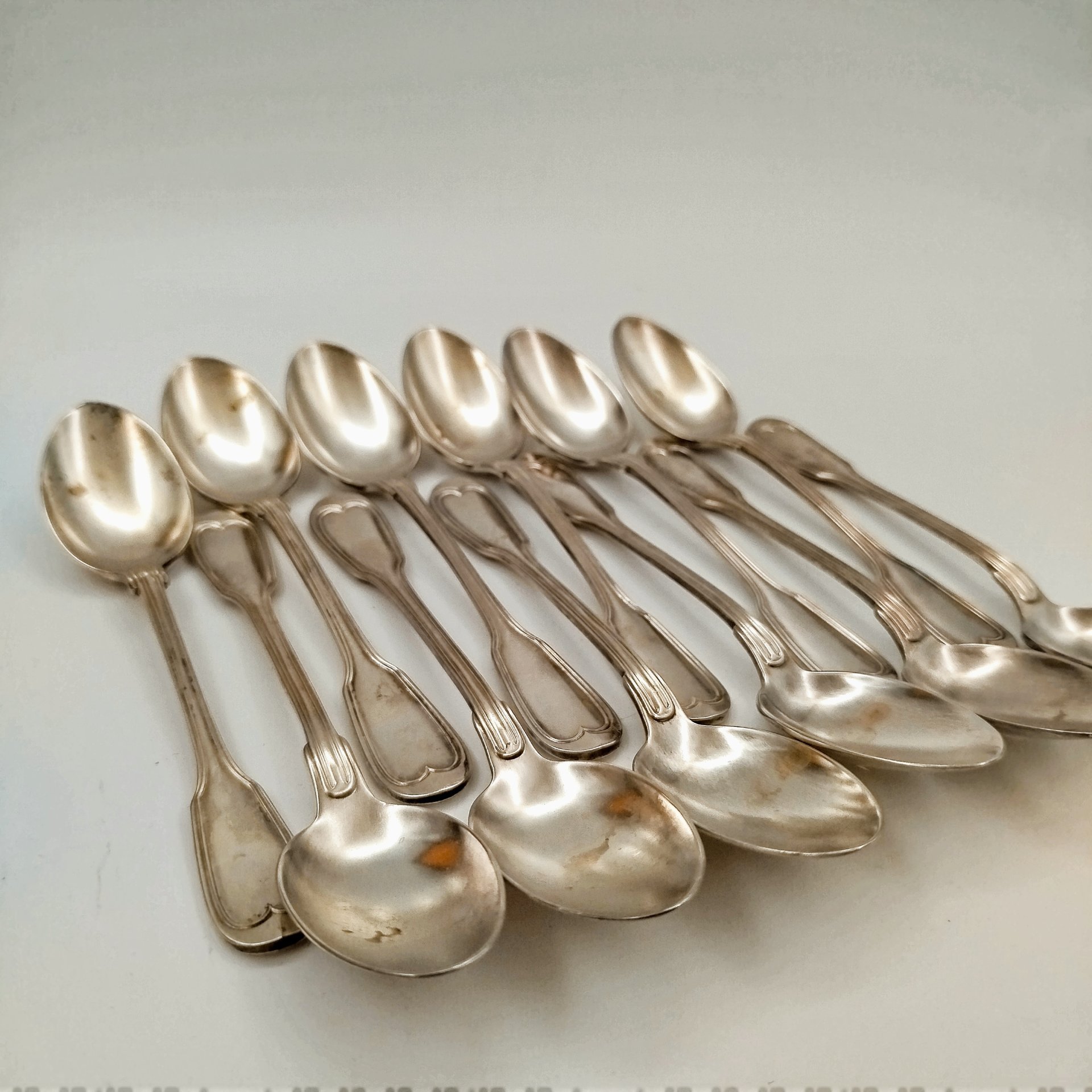 Набор чайных ложек на 12 персон в кофре, металл, серебрение, картон, Западная Европа, 1930-1950 гг.