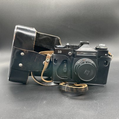 Фотоаппарат "Зенит-10" с объективом "Индустар-50-2" в кофре, Красногорский механический завод (КМЗ)
