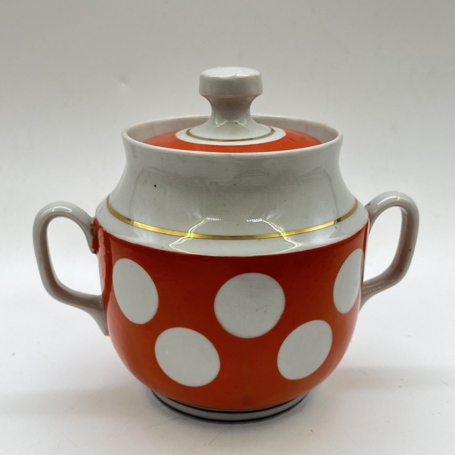 Сахарница с декором в горох, фарфор, крытье, золочение, Довбышский фарфоровый завод (Довбыш), СССР, 1970 г.