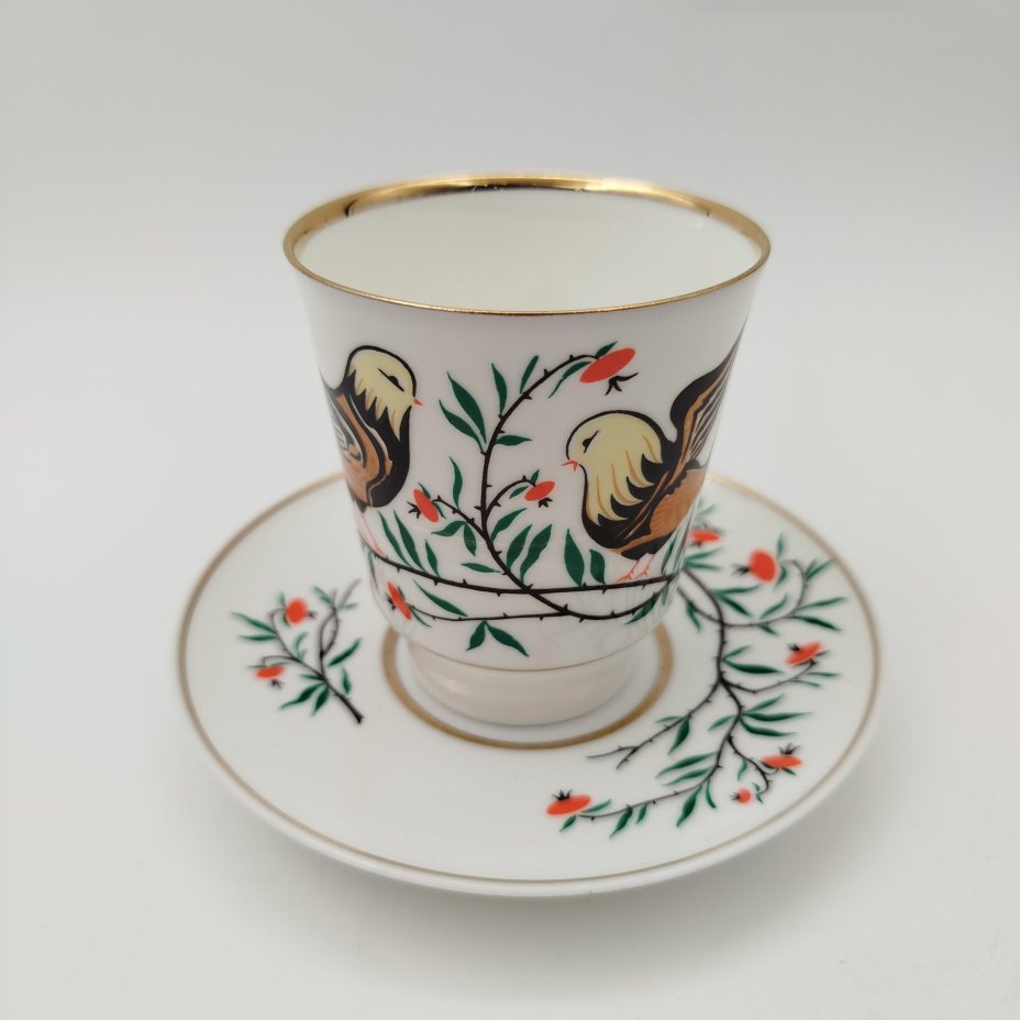 Пара кофейная "Птички", автор рисунка А.В. Щекатихина-Потоцкая, фарфор, деколь, золочение, Ленинградский фарфоровый завод (ЛФЗ), СССР, 1970-1986 гг.