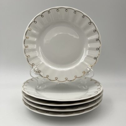 Набор пирожковых (закусочных) тарелок "Золотая арабеска" на 5 персон, форма "Каннелюрный", автор формы Ольшевский В.Н., автор рисунка Паникова К.Н.