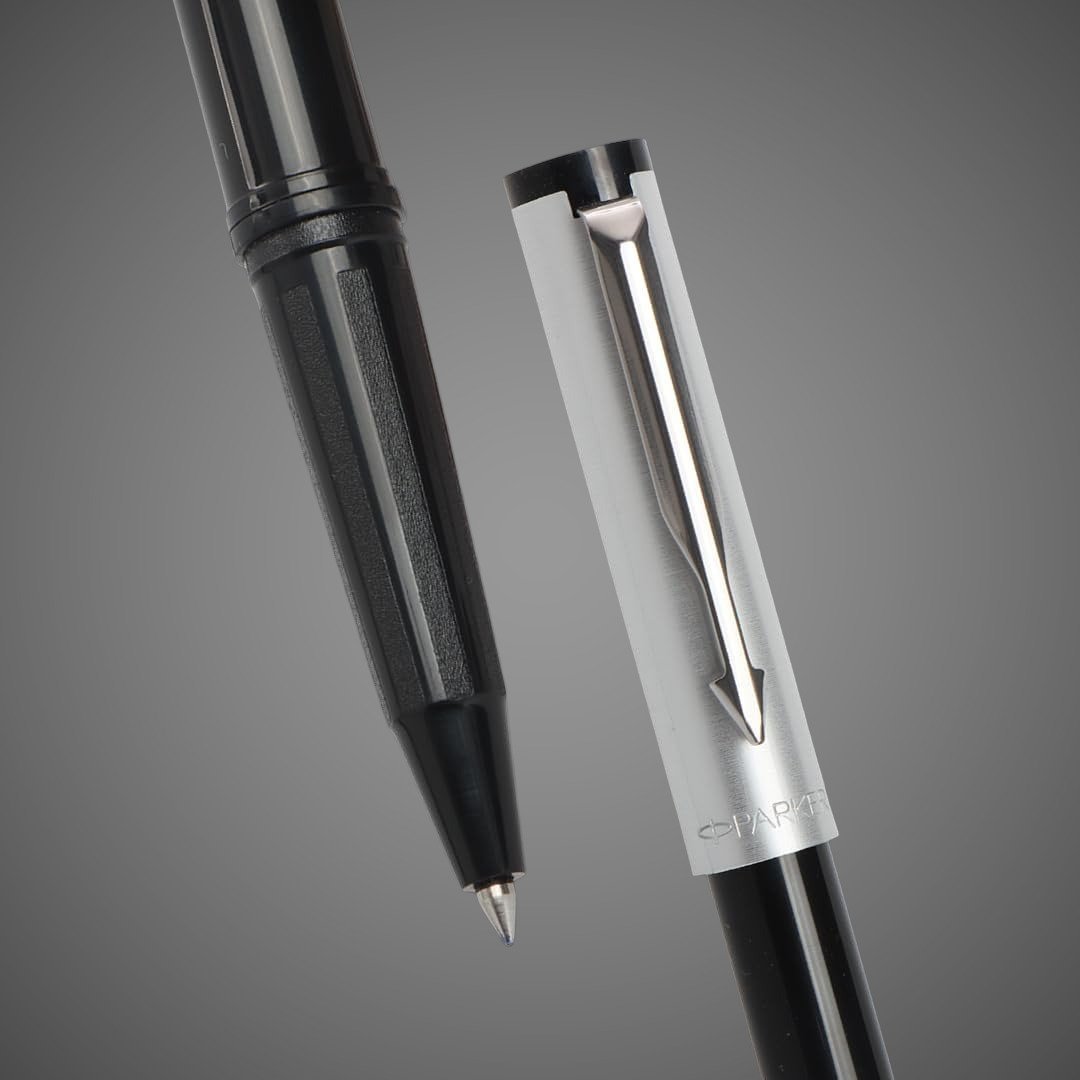 Ручка шариковая Parker "Beta Premium Silver", в подарочной упаковке, Металлы: нержавеющая сталь, пластик