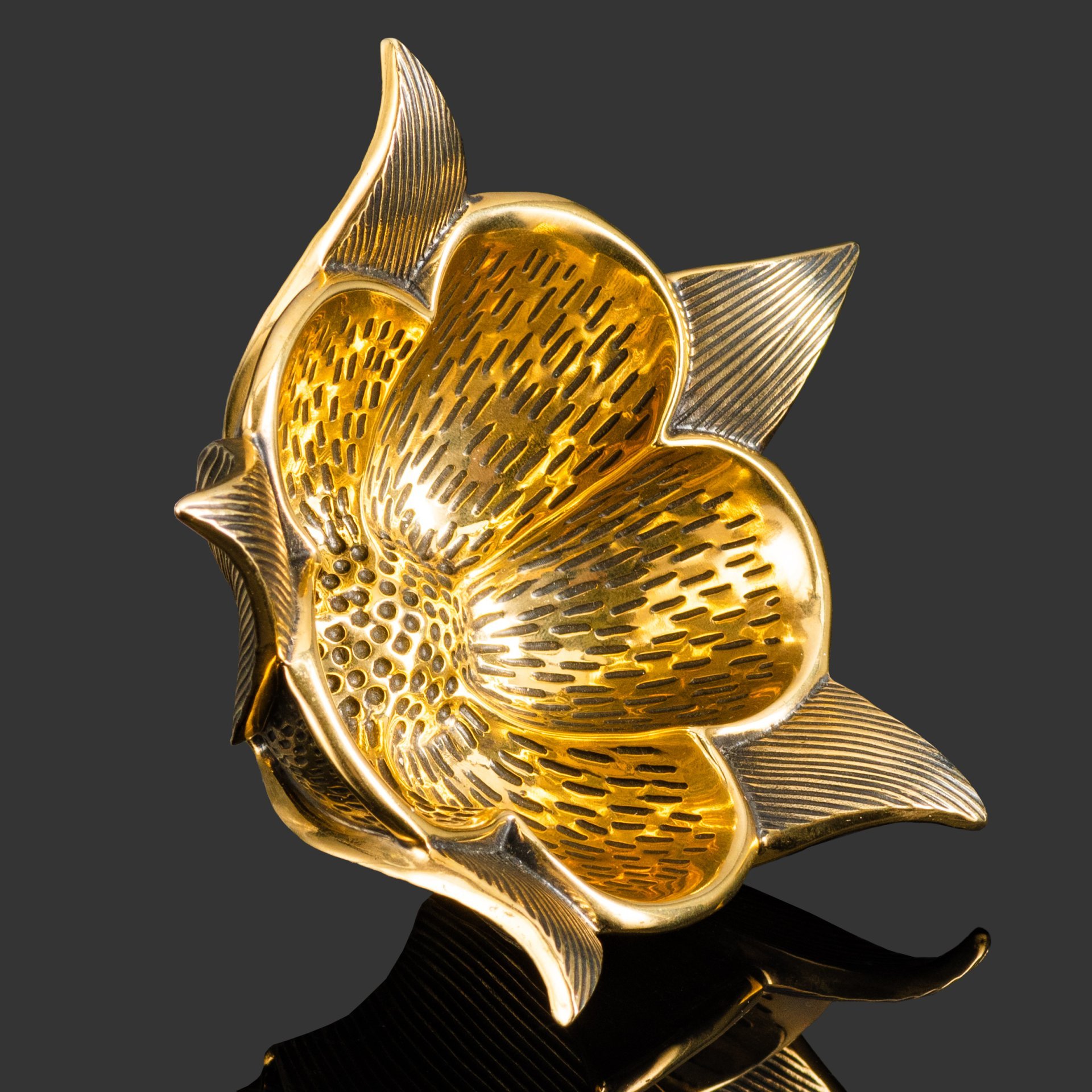 Вазочка - подсвечник "Аквилегия"