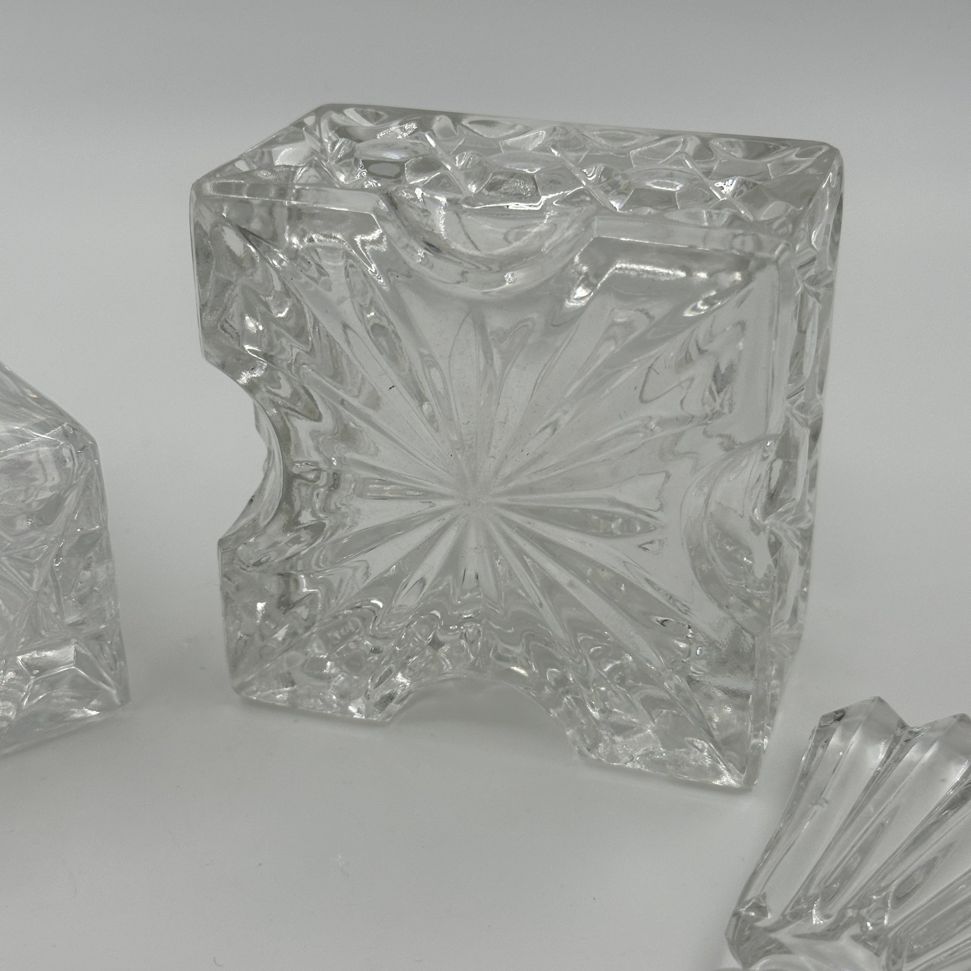 Набор парфюмерный (дамский набор для туалетного столика)