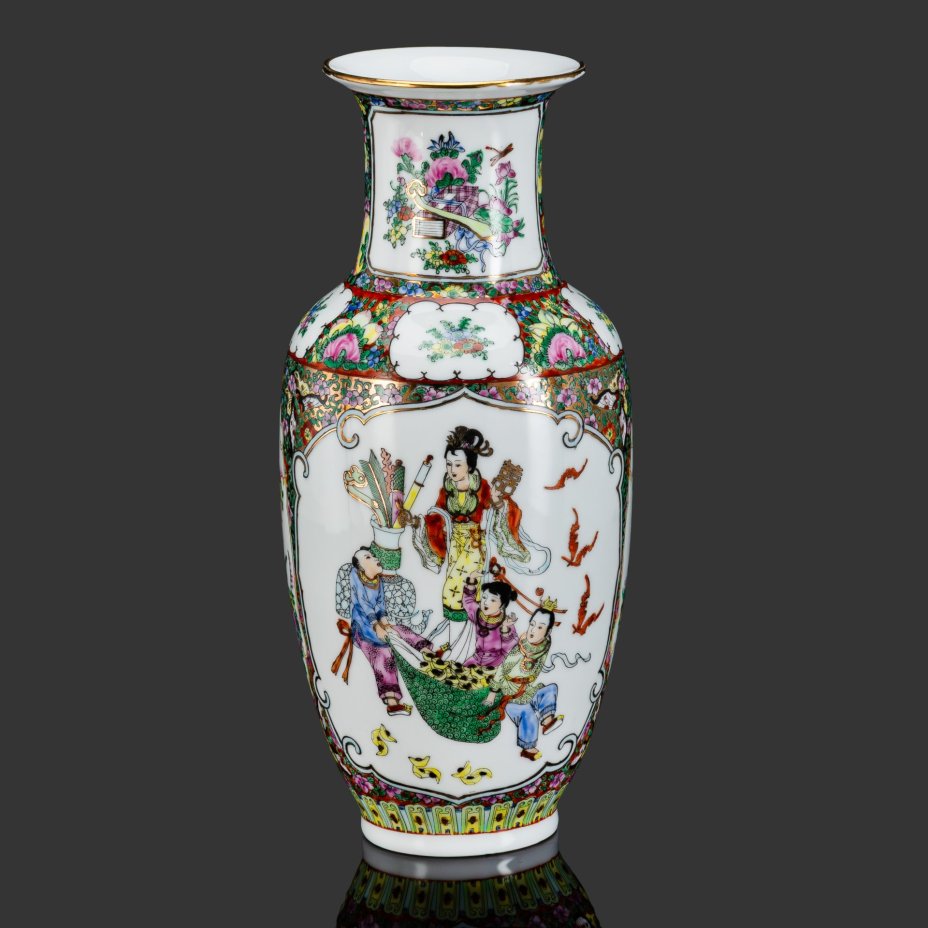 Ваза "Прекрасные подношения иероглифа двойное счастье (囍)"