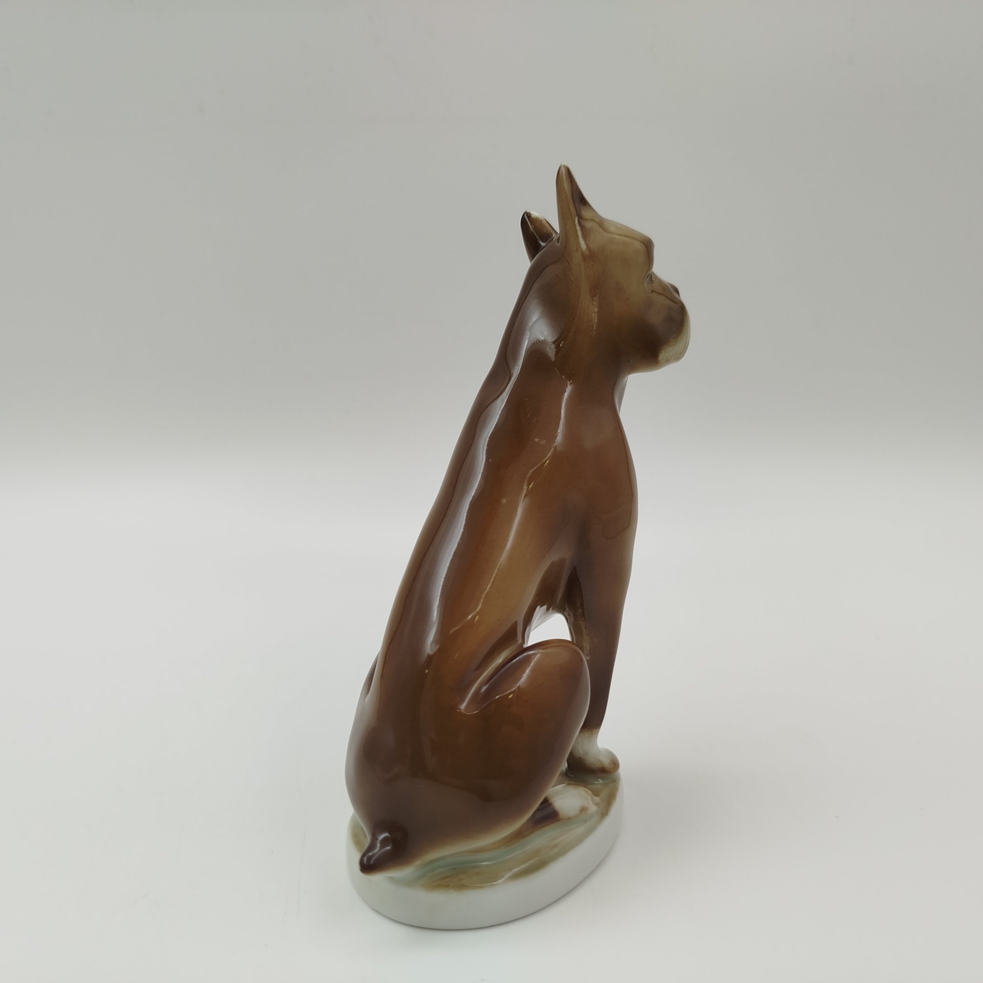 Статуэтка "Собака боксёр", фарфор, роспись, Zsolnay, Венгрия, 1960-1980 гг.