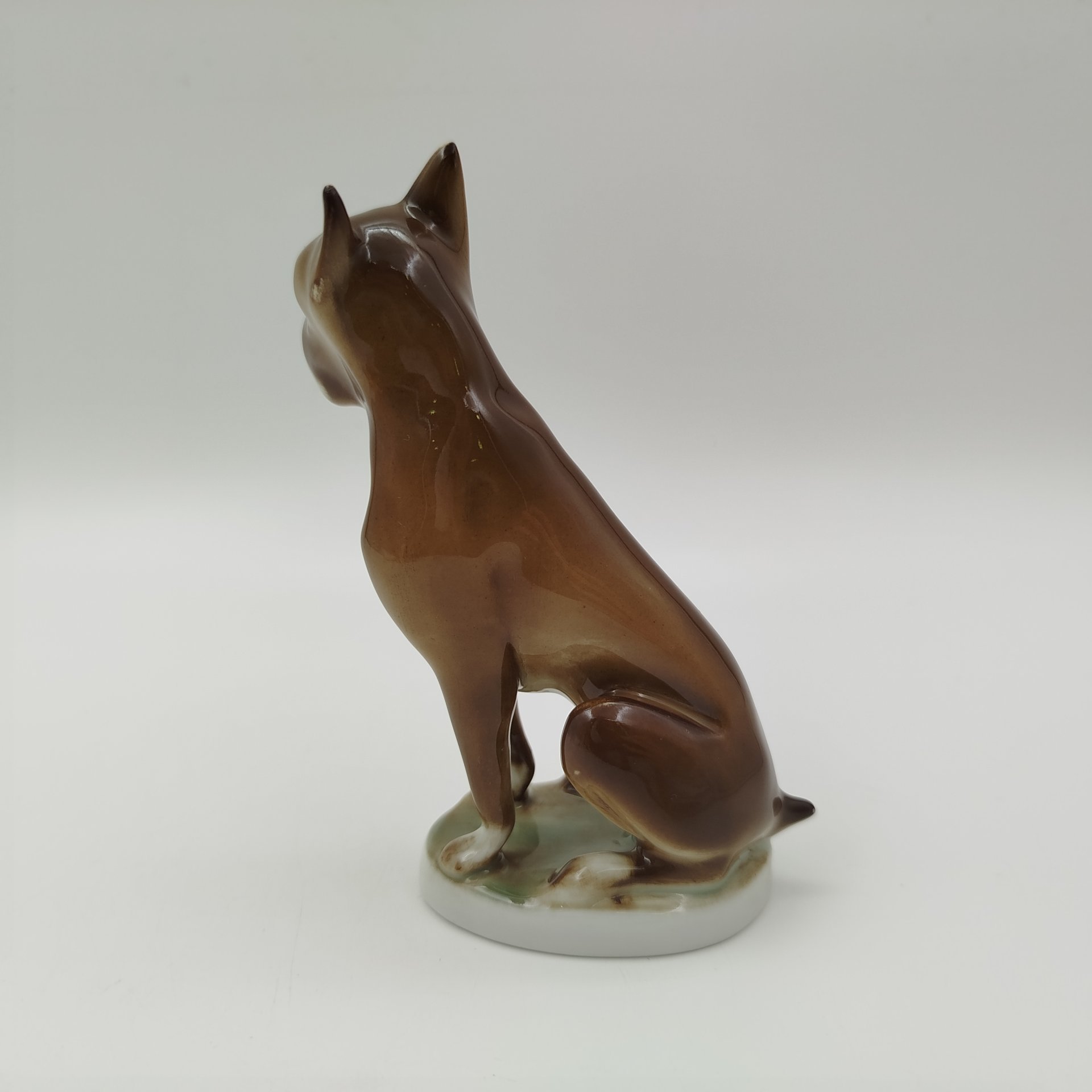 Статуэтка "Собака боксёр", фарфор, роспись, Zsolnay, Венгрия, 1960-1980 гг., Zsolnay