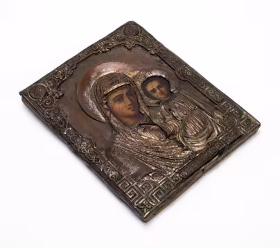 Икона "Богоматерь Казанская" в окладе, дерево, масло, металл, чеканка, гравировка, Российская империя, 1890-1910 гг.