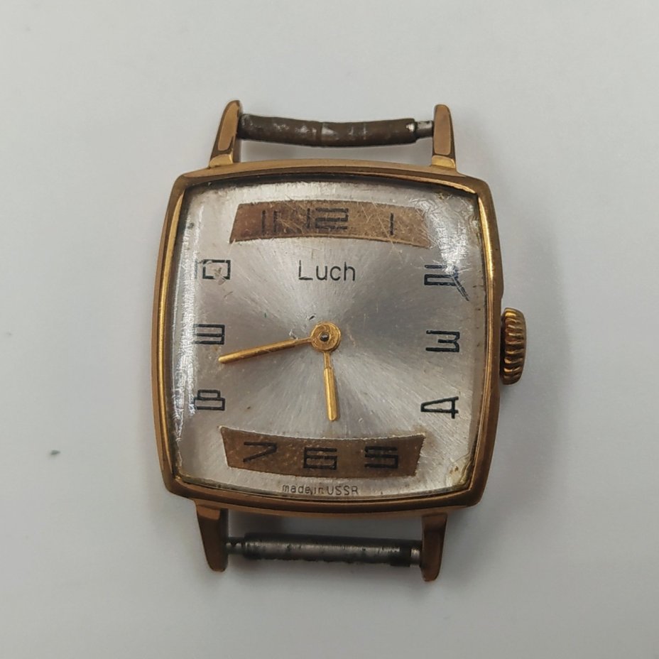 Часы наручные женские, металл, стекло, Завод «Луч», с. Новоселки, СССР, 1970-1990 гг.