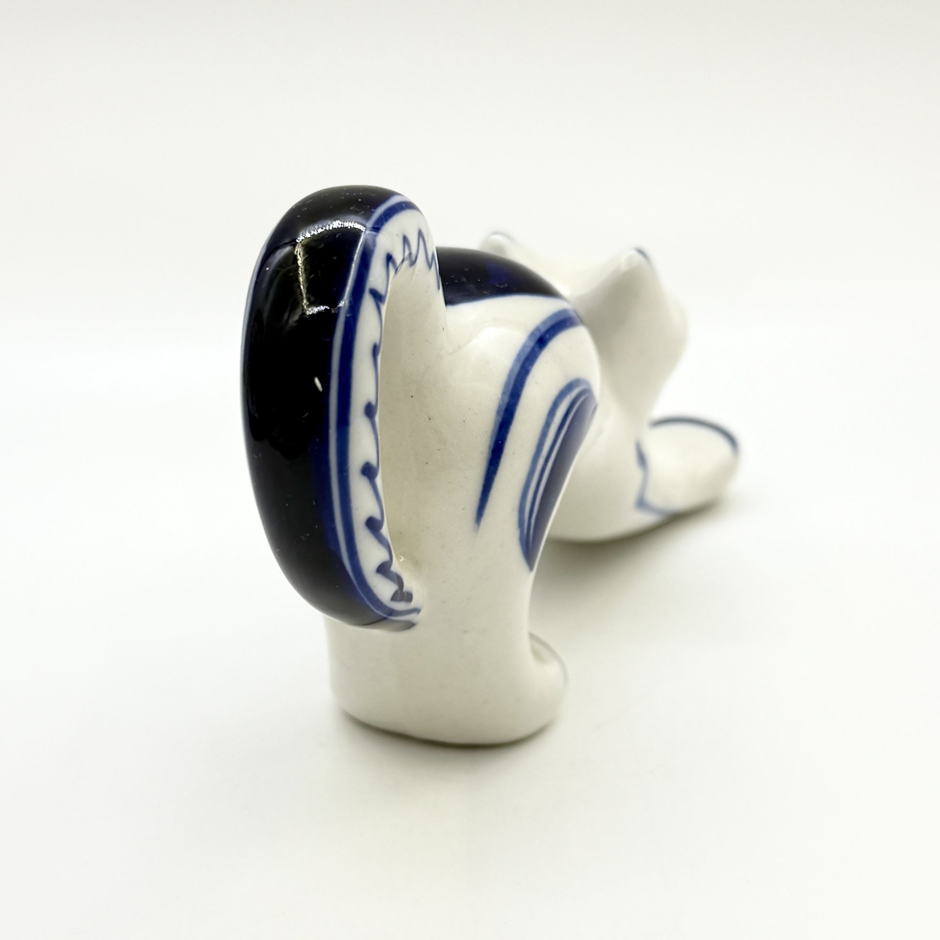 Статуэтка "Кошка", Гжель, фарфор, роспись, СССР, 1970-1990 гг.