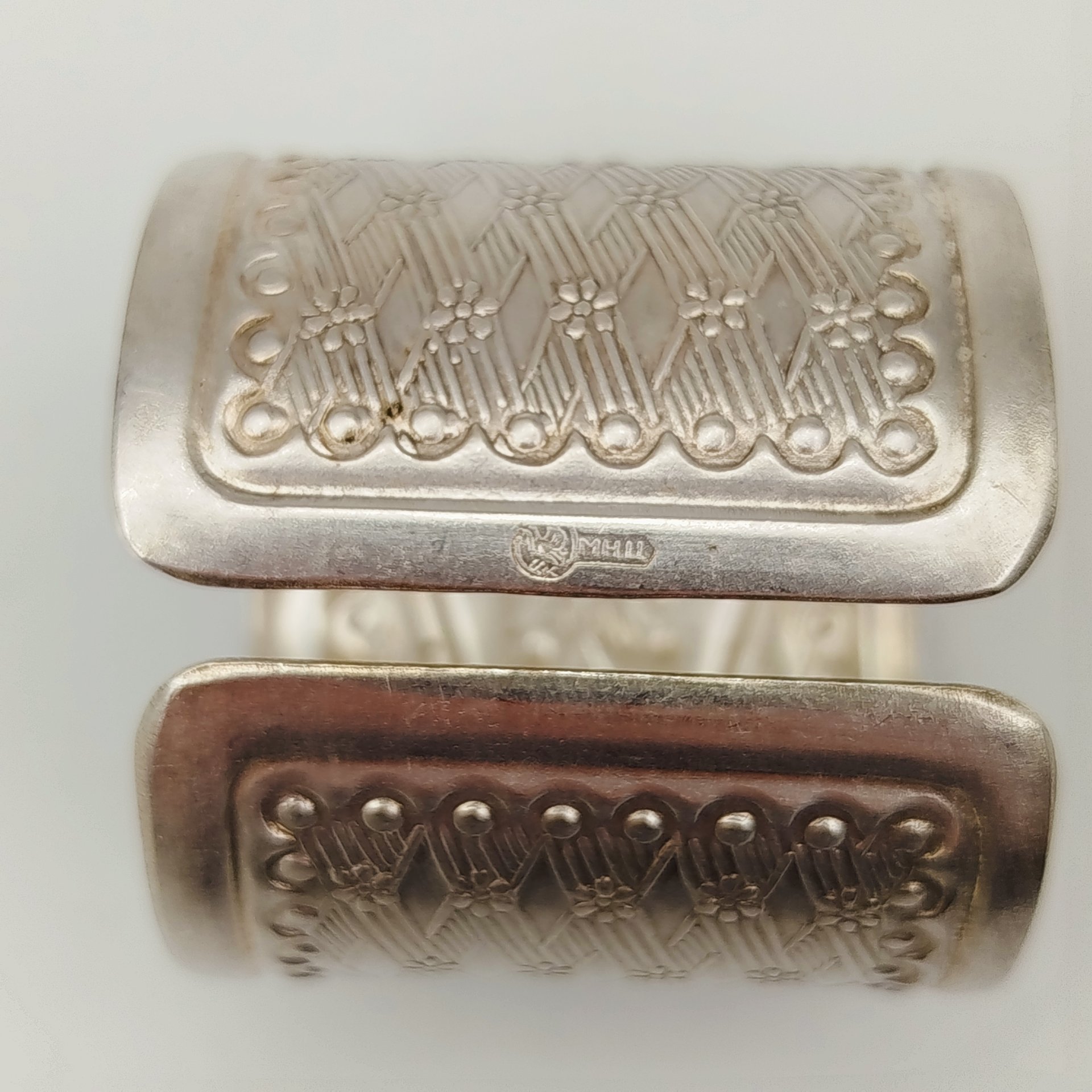 Набор винтажных колец для салфеток на 6 персон, украшенных растительным декором