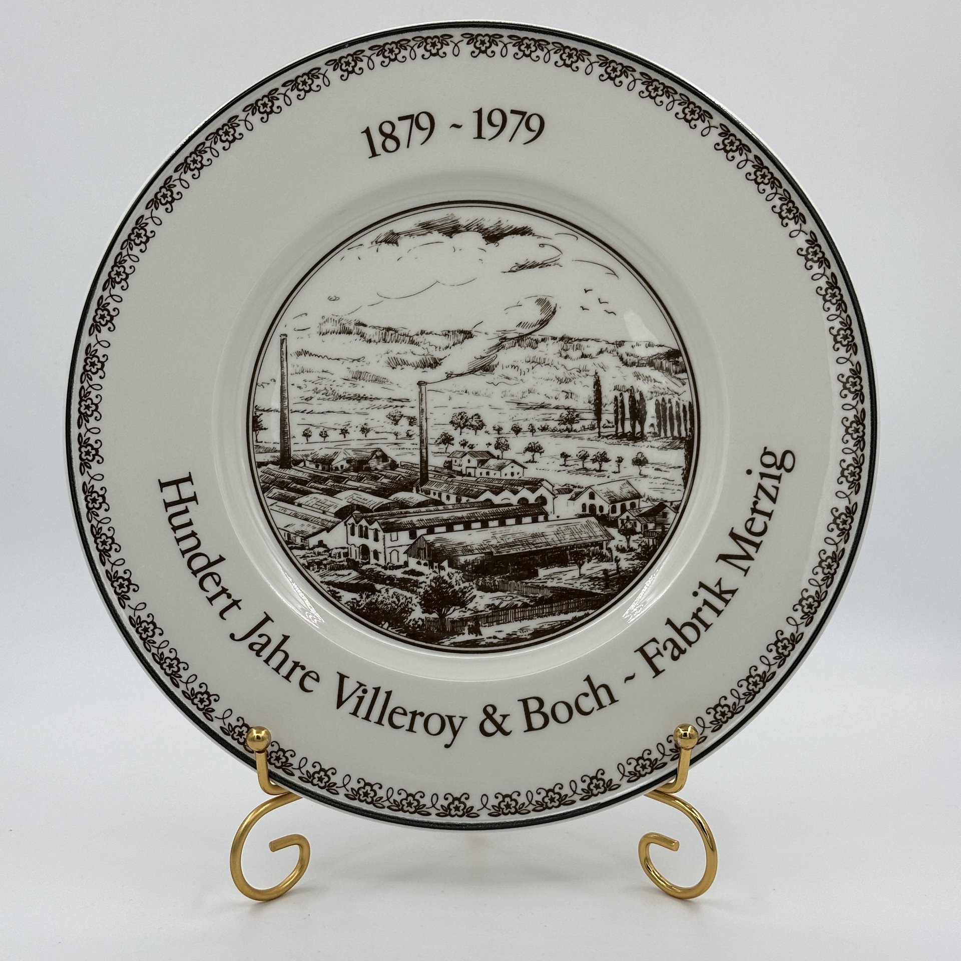 Тарелка настенная, юбилейная "Hundert Jahre Villeroy&Boch - Fabrik Merzig 1879-1979" (Столетие фабрики Виллерой и Бох в Мерциге), Villeroy & Boch