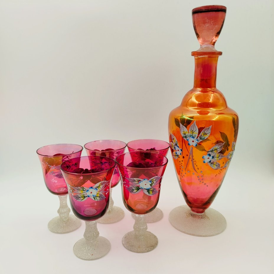 Набор для крепких напитков с цветочным декором и обсыпкой (графин и 5 бокалов), стекло, роспись, налепы, Чехословакия, 1970-1990 гг.