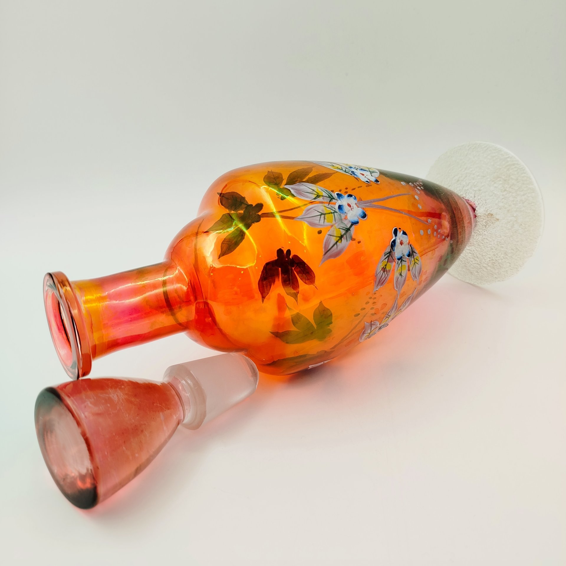 Набор для крепких напитков с цветочным декором и обсыпкой (графин и 5 бокалов), стекло, роспись, налепы, Чехословакия, 1970-1990 гг.