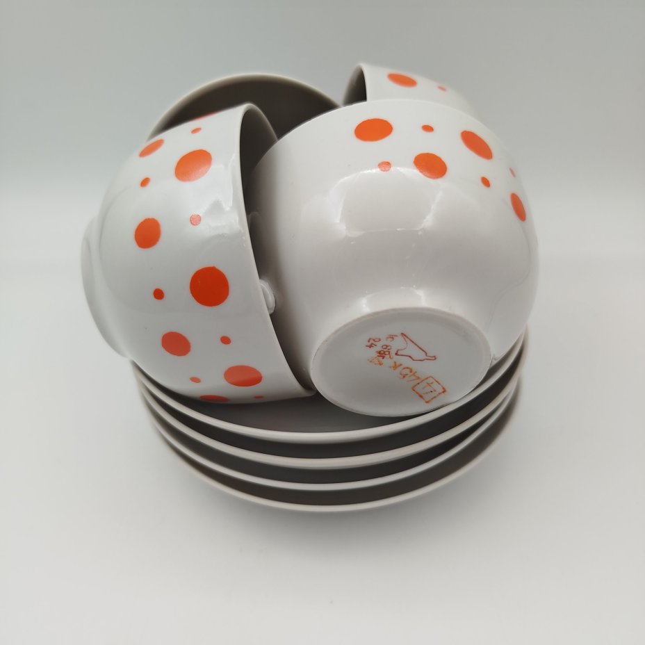 Набор из 4-х чашек, украшенных декором в виде гороха, фарфор, деколь, Дулевский фарфоровый завод (Дулёво), СССР, 1988 г.