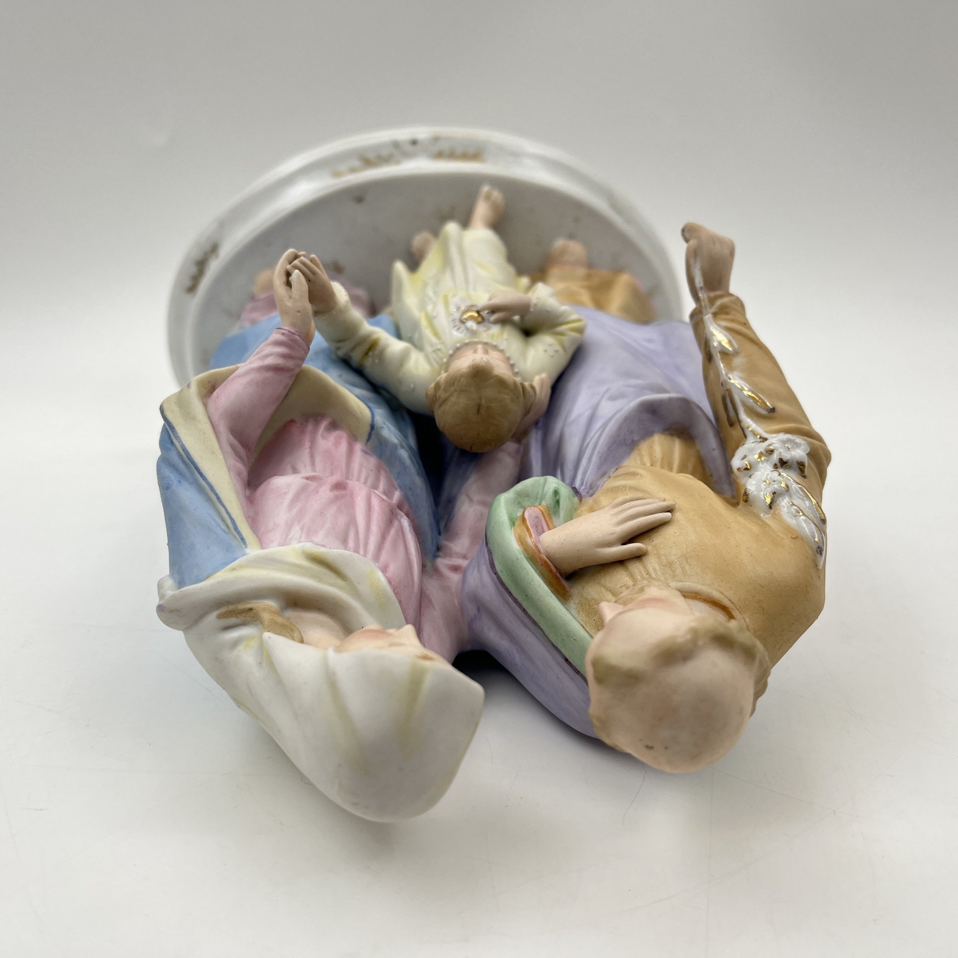 Статуэтка "Святое семейство", фарфор, роспись, золочение, Европа, 1970-1980 гг.