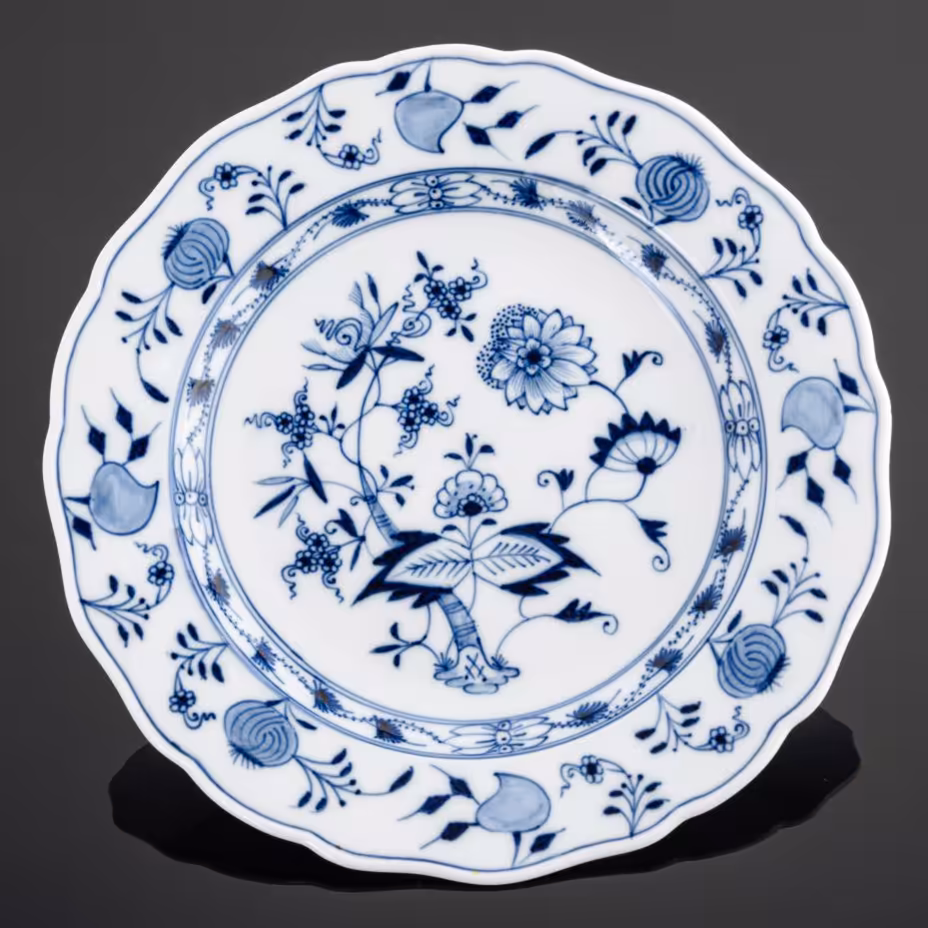 Тарелка обеденная "Луковый узор", Meissen (Мейсенский фарфор)