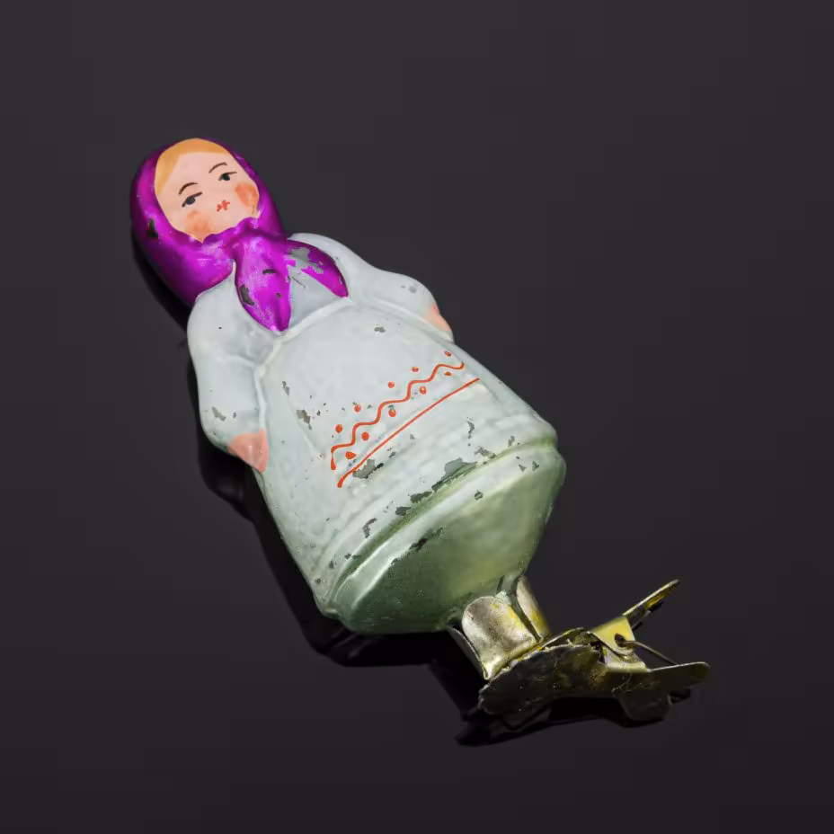 Игрушка ёлочная на прищепке "Русская" (предположительно из набора "Дружба народов"), Завод стеклянных ёлочных украшений и оптических изделий