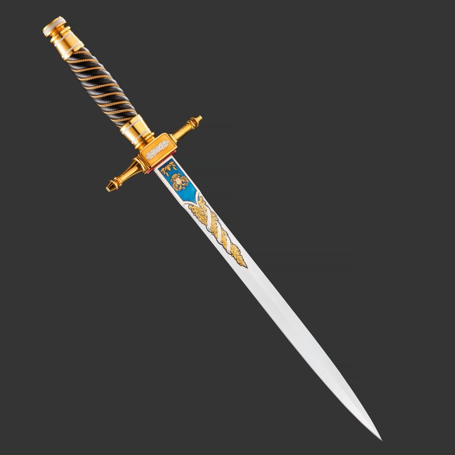 Кортик "65 лет Победы", сталь, латунь, дерево, кожа, золочение; в деревянном подарочном коробе с бархатным ложементом, Российская Федерация, 2010 г.