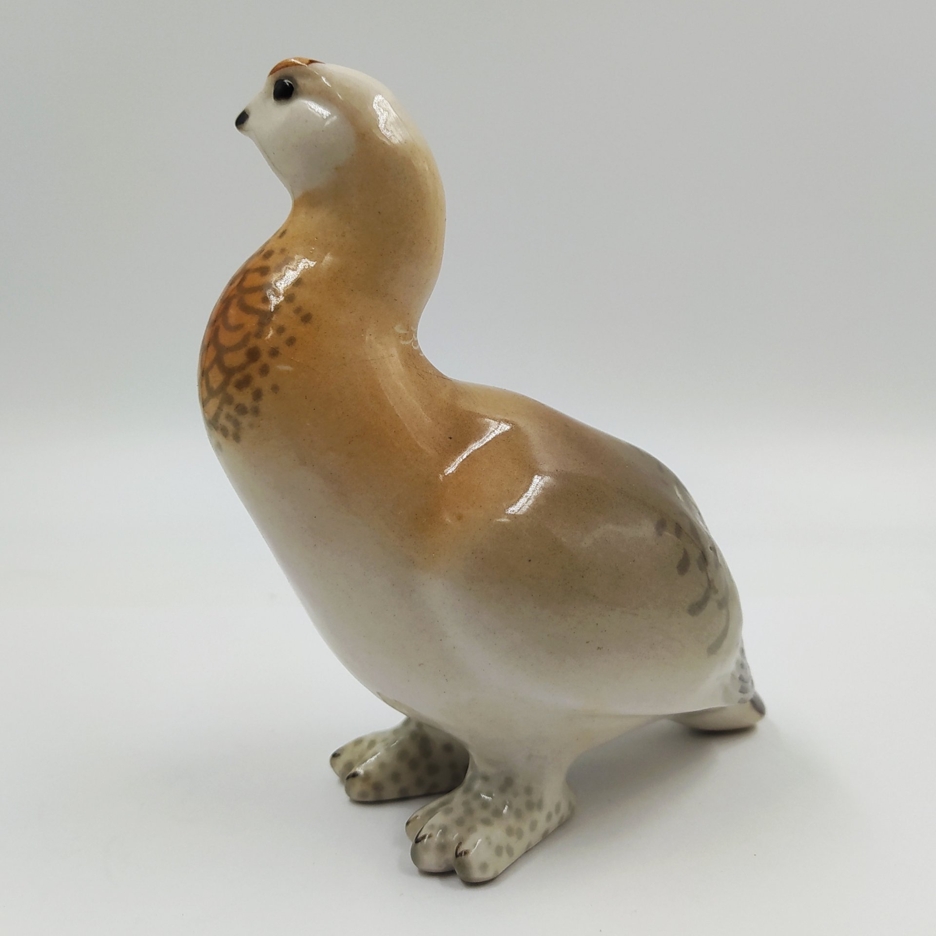 Статуэтка "Куропатка", скульптор П.П. Веселов, фарфор, роспись, Ленинградский фарфоровый завод (ЛФЗ), СССР, 1970-1992 гг.
