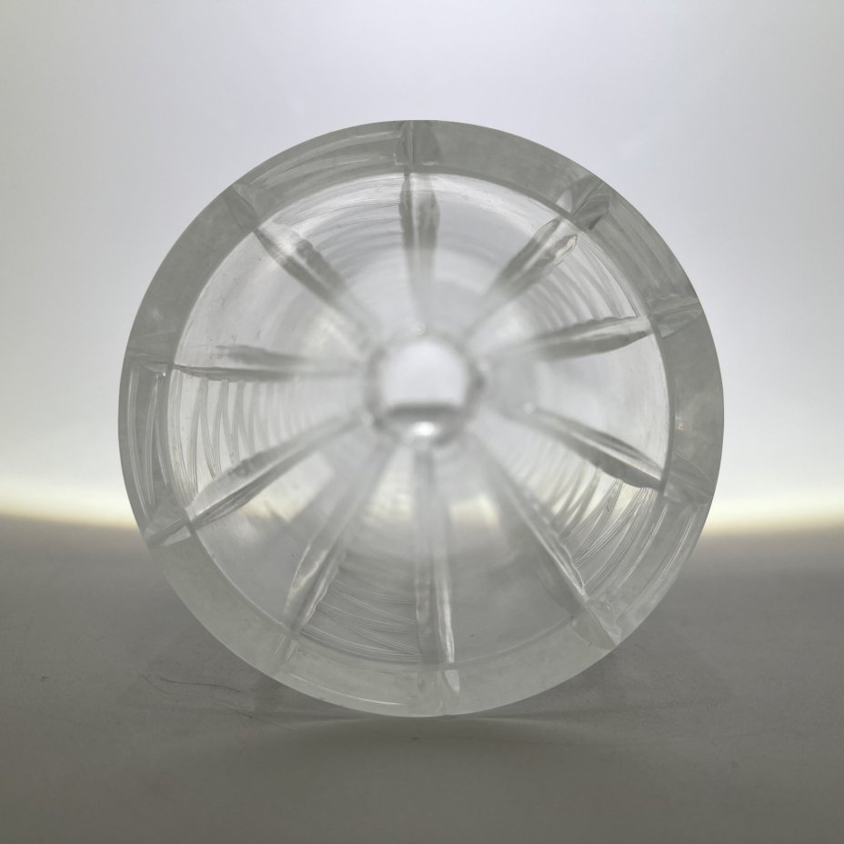 Ваза "Вертикальные полосы", автор Л.О. Юрген, хрусталь, алмазная грань, Ленинградский завод художественного стекла (ЛЗХС), СССР, 1960-1980 гг.