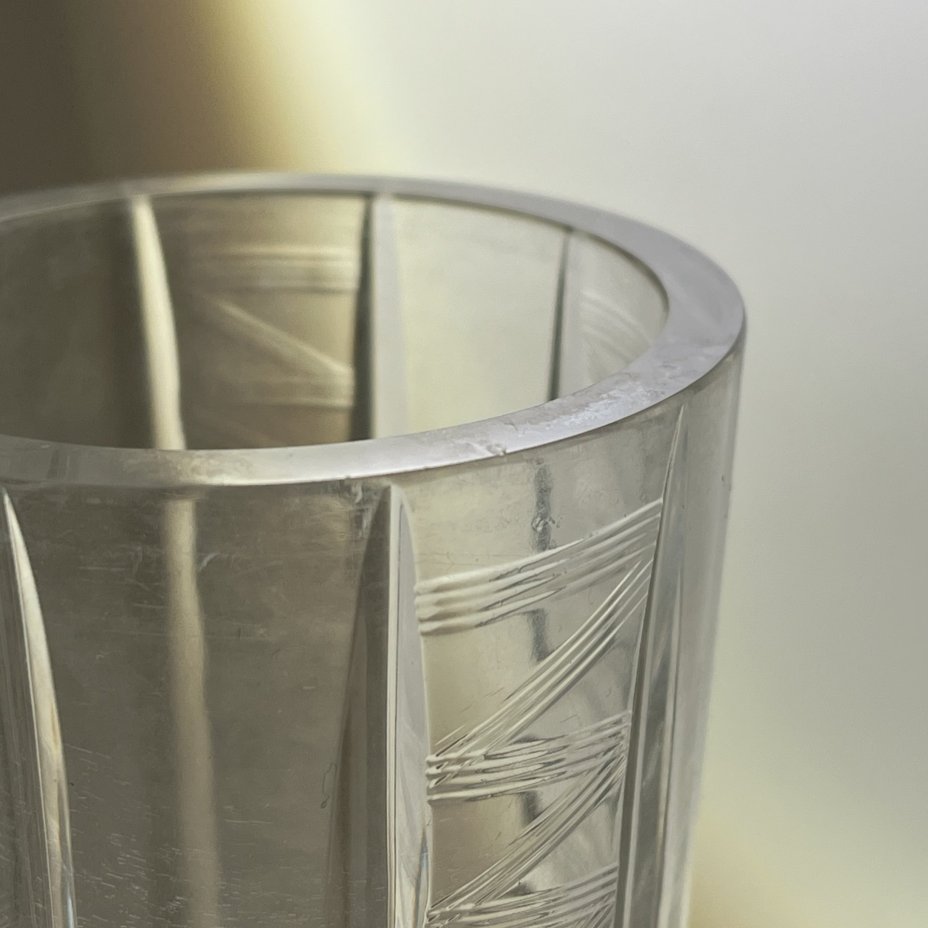 Ваза "Вертикальные полосы", автор Л.О. Юрген, хрусталь, алмазная грань, Ленинградский завод художественного стекла (ЛЗХС), СССР, 1960-1980 гг.