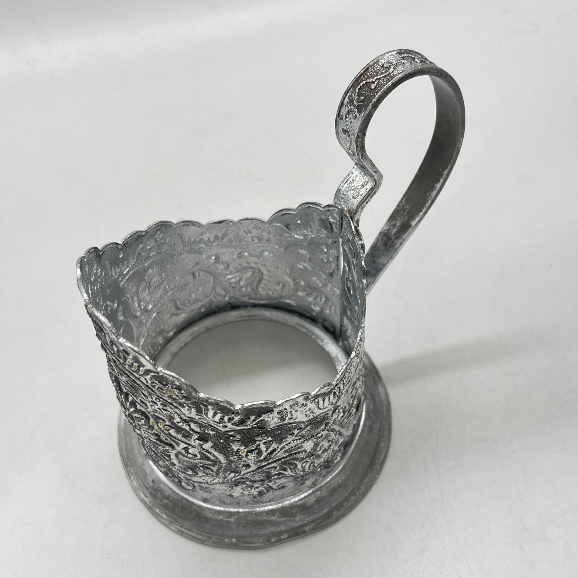 Подстаканник "Цветок", металл, Ленэмальер (Ленинградский эмальер), СССР, 1950-1975 гг.