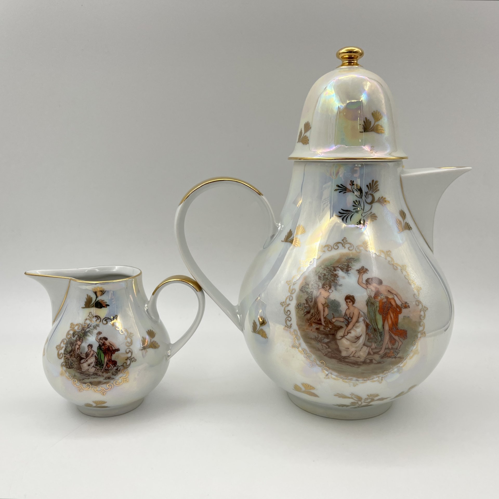 Кофейник и сливочник "Мадонна"