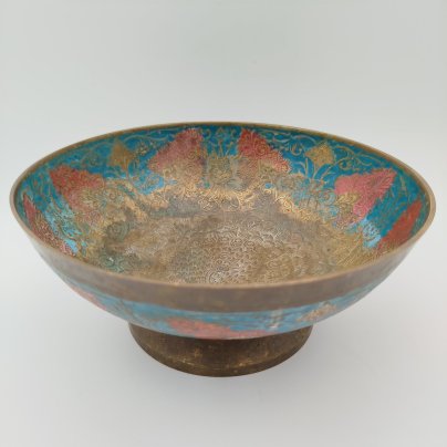 Конфетница в восточном стиле, украшенная изображением павлина, латунь, холодные эмали, Индия, 1970-1990 гг.