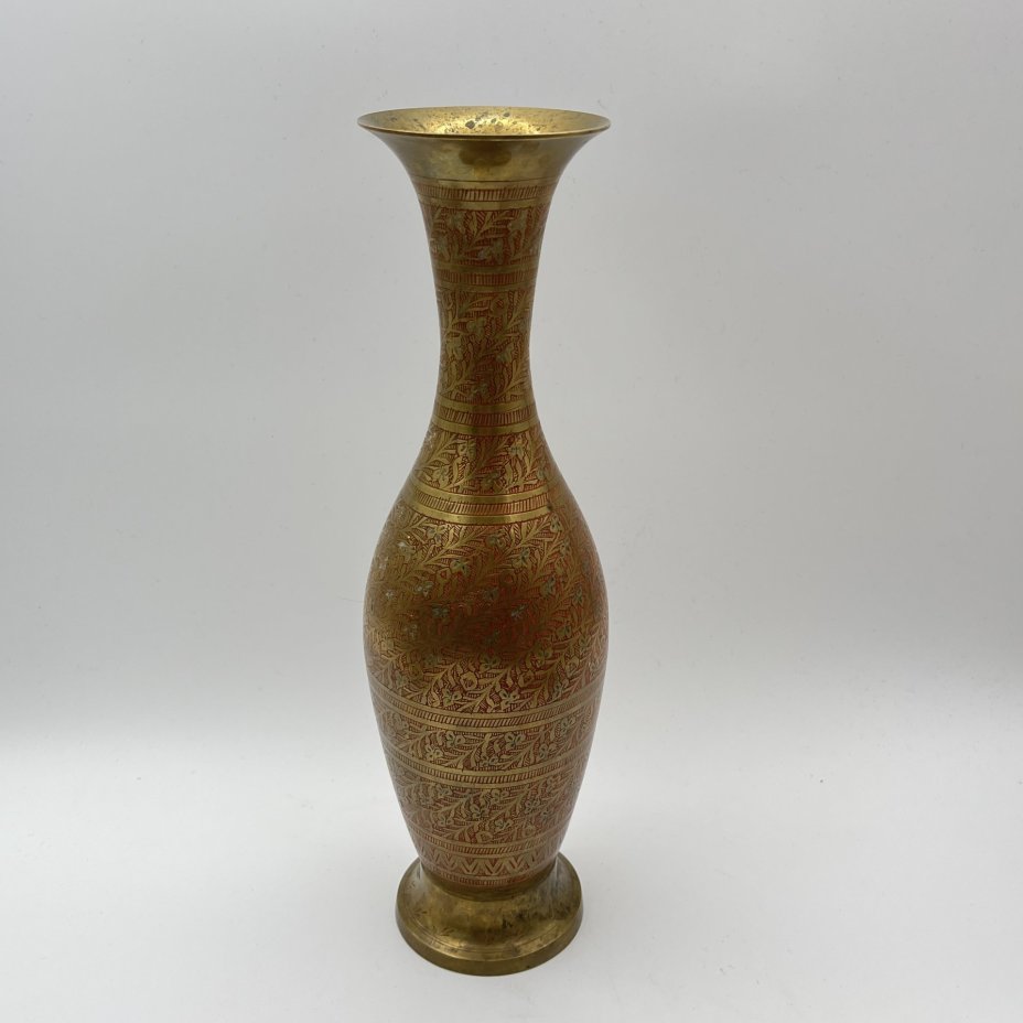 Ваза в восточном стиле с растительным декором, латунь, холодные эмали, гравировка, Индия, 1970-1990 гг.