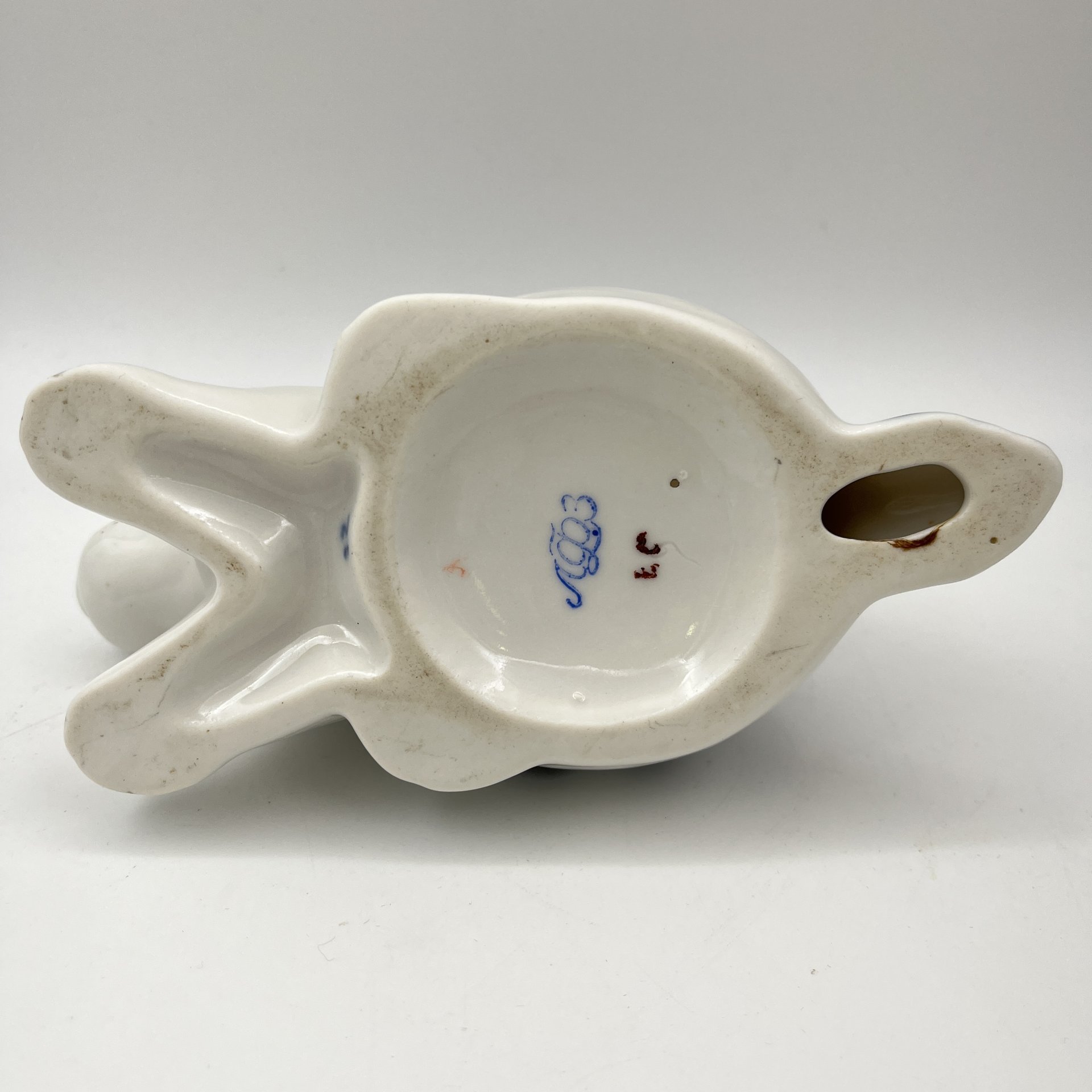 Карандашница "Дикобраз", скульптор Д.В. Горлов