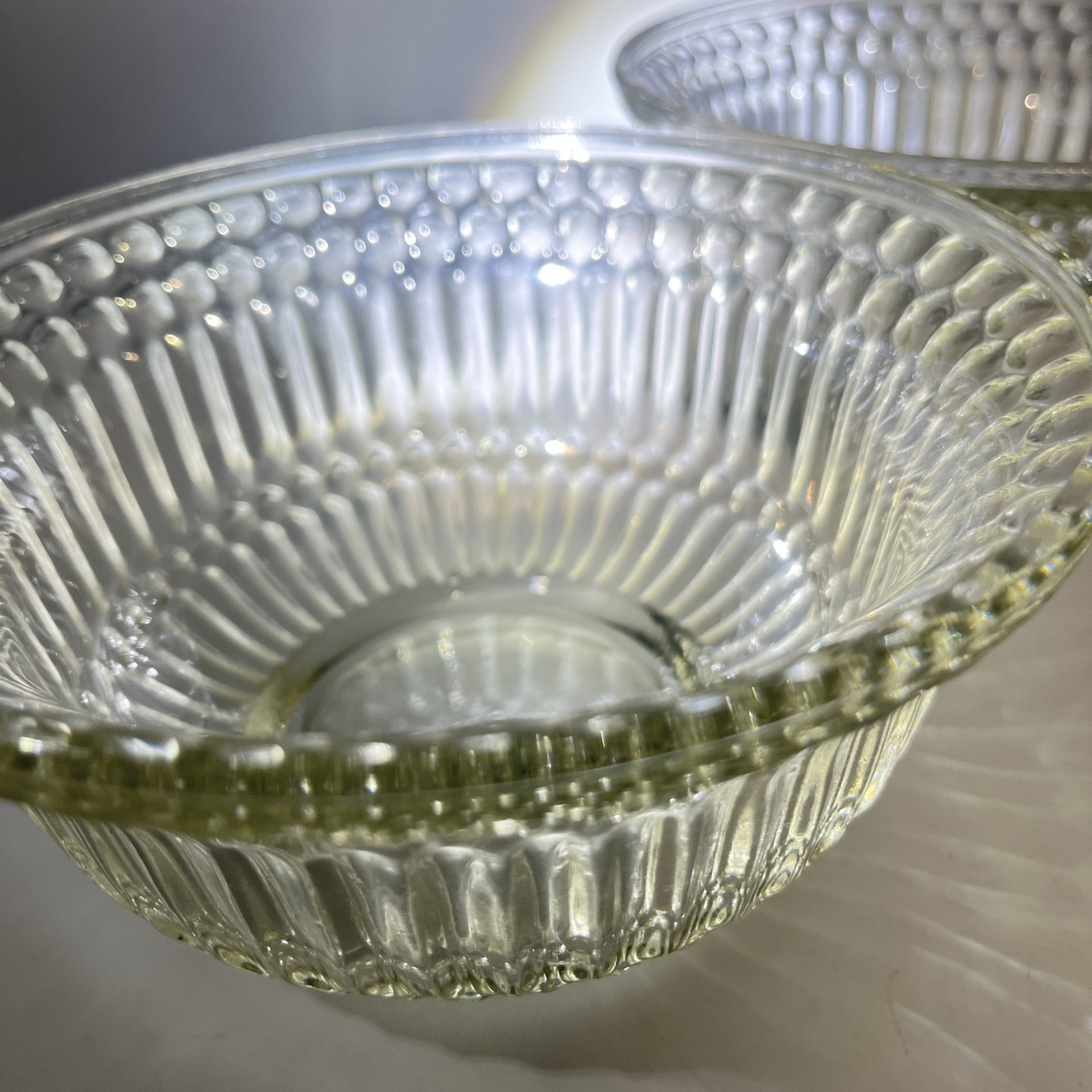 Набор из 2 вазочек с геометрическим декором