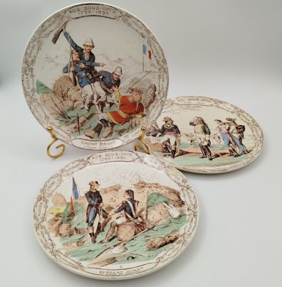 Набор декоративных тарелок на военную тему из серии "Nos sous-offs 1790-1890" ("Наши унтер-офицеры 1790–1890"), 3 шт., Creil et Montereau, фаянс, деколь, прорисовка, Франция, 1890-1920 гг.