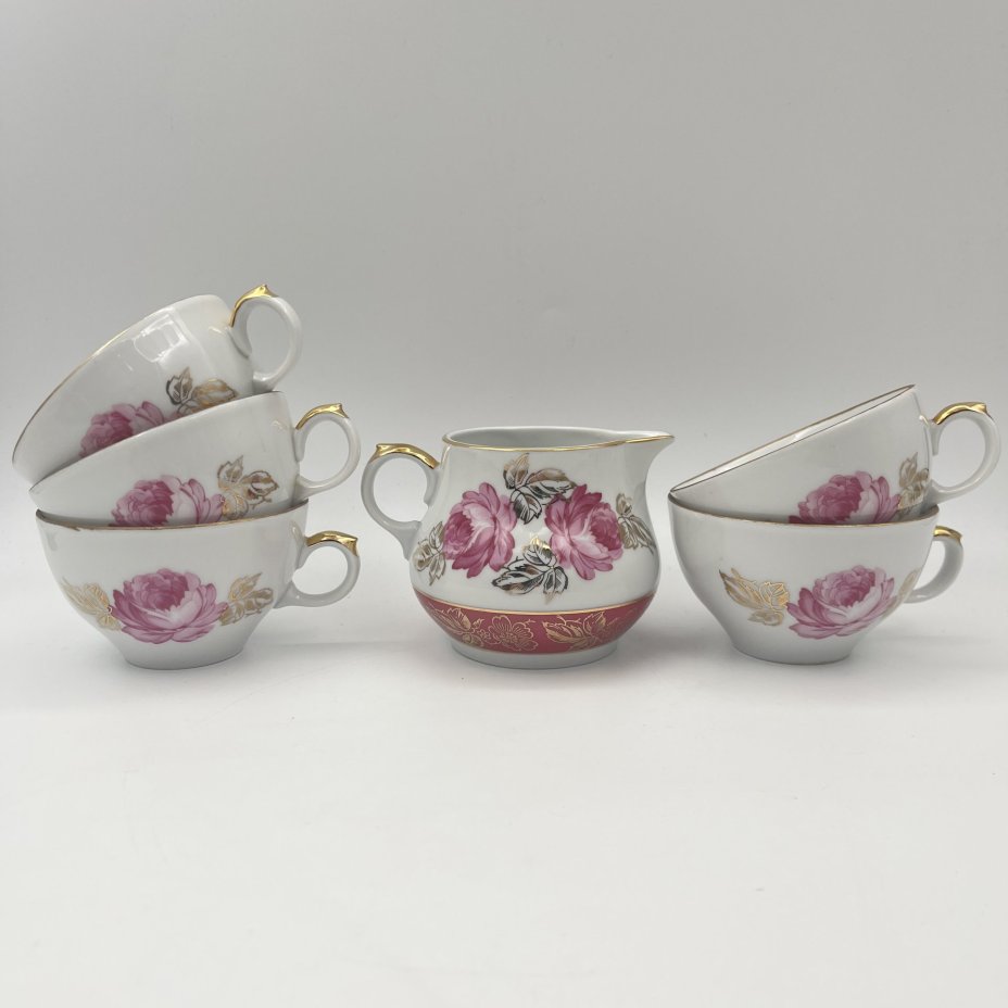 Сервиз чайный с цветочным декором на 5 персон (24 предмета), фарфор, крытье, люстр, деколь, золочение, Spezial Eisenberg Porzellan (SEP), ГДР, 1973-1976 гг.