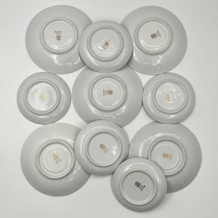 Сервиз чайный с цветочным декором на 5 персон (24 предмета), фарфор, крытье, люстр, деколь, золочение, Spezial Eisenberg Porzellan (SEP), ГДР, 1973-1976 гг.