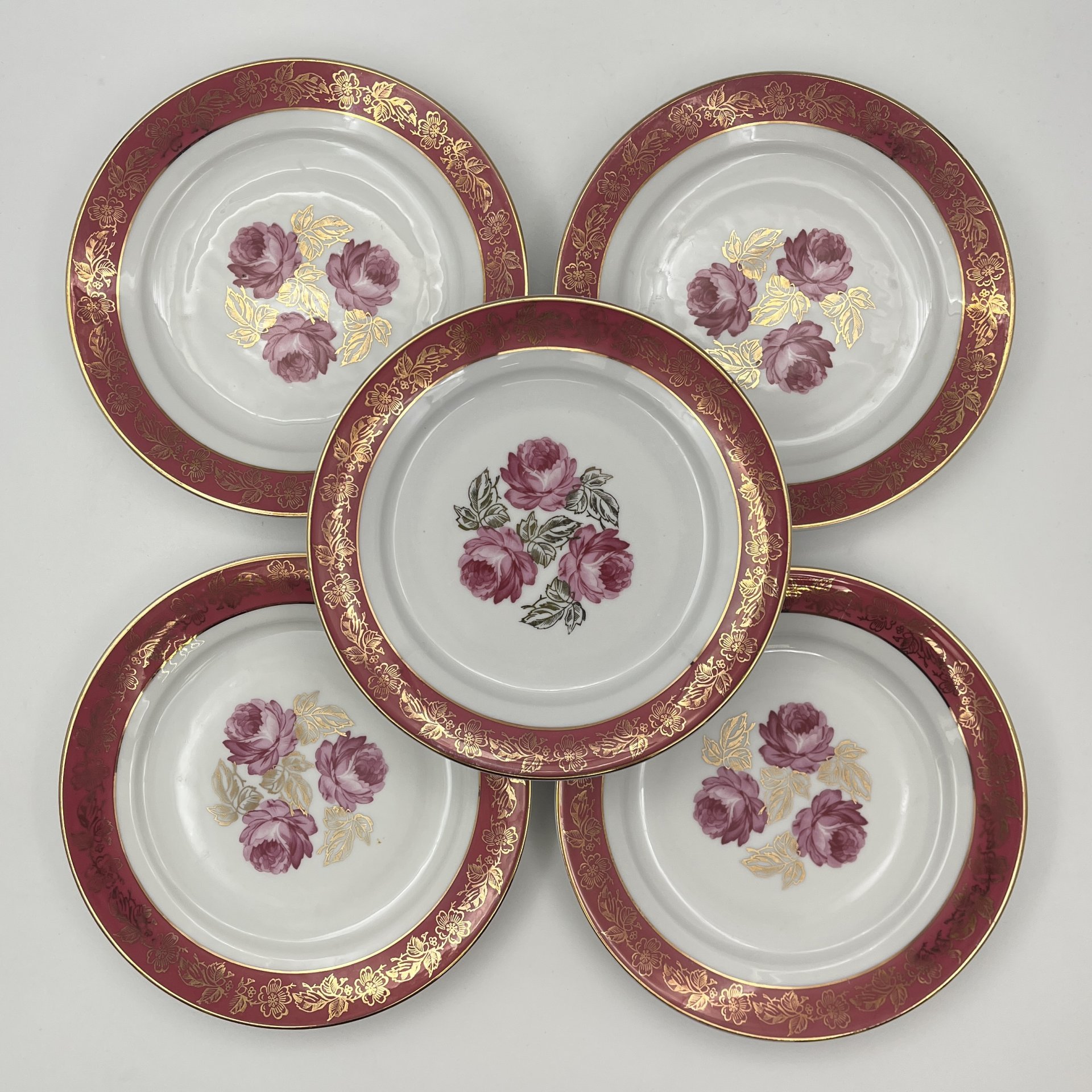 Сервиз чайный с цветочным декором на 5 персон (24 предмета), фарфор, крытье, люстр, деколь, золочение, Spezial Eisenberg Porzellan (SEP), ГДР, 1973-1976 гг.