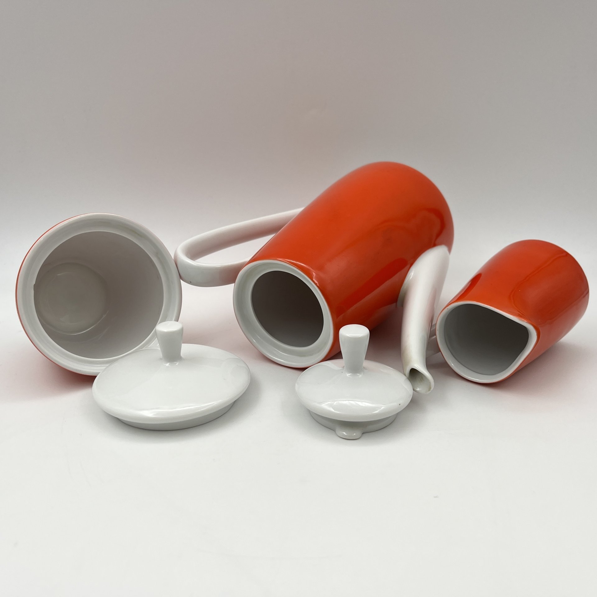 Кофейный набор в стиле минимализм: кофейник, молочник, сахарница (3 предмета)