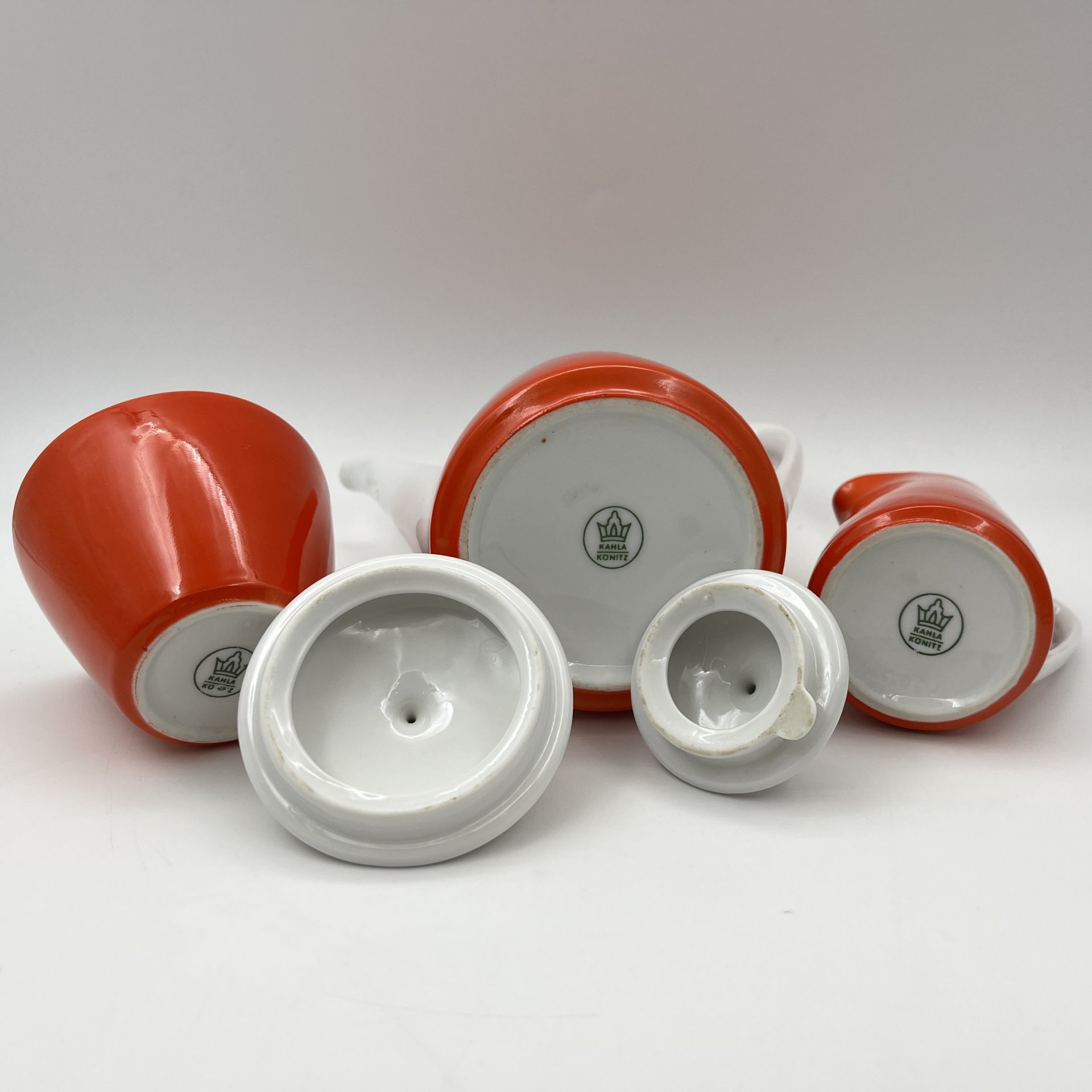 Кофейный набор в стиле минимализм: кофейник, молочник, сахарница (3 предмета)