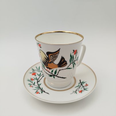 Пара кофейная "Птички", автор рисунка А.В. Щекатихина-Потоцкая, фарфор, деколь, золочение, Ленинградский фарфоровый завод (ЛФЗ), СССР, 1970-1986 гг.