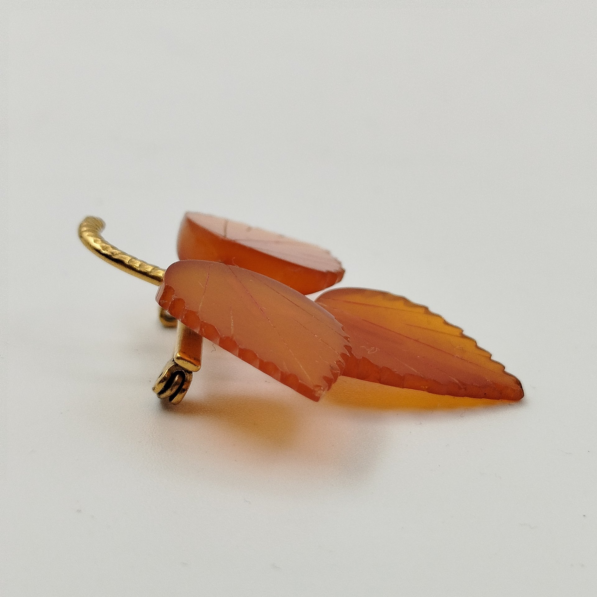 Брошь винтажная "Листики"