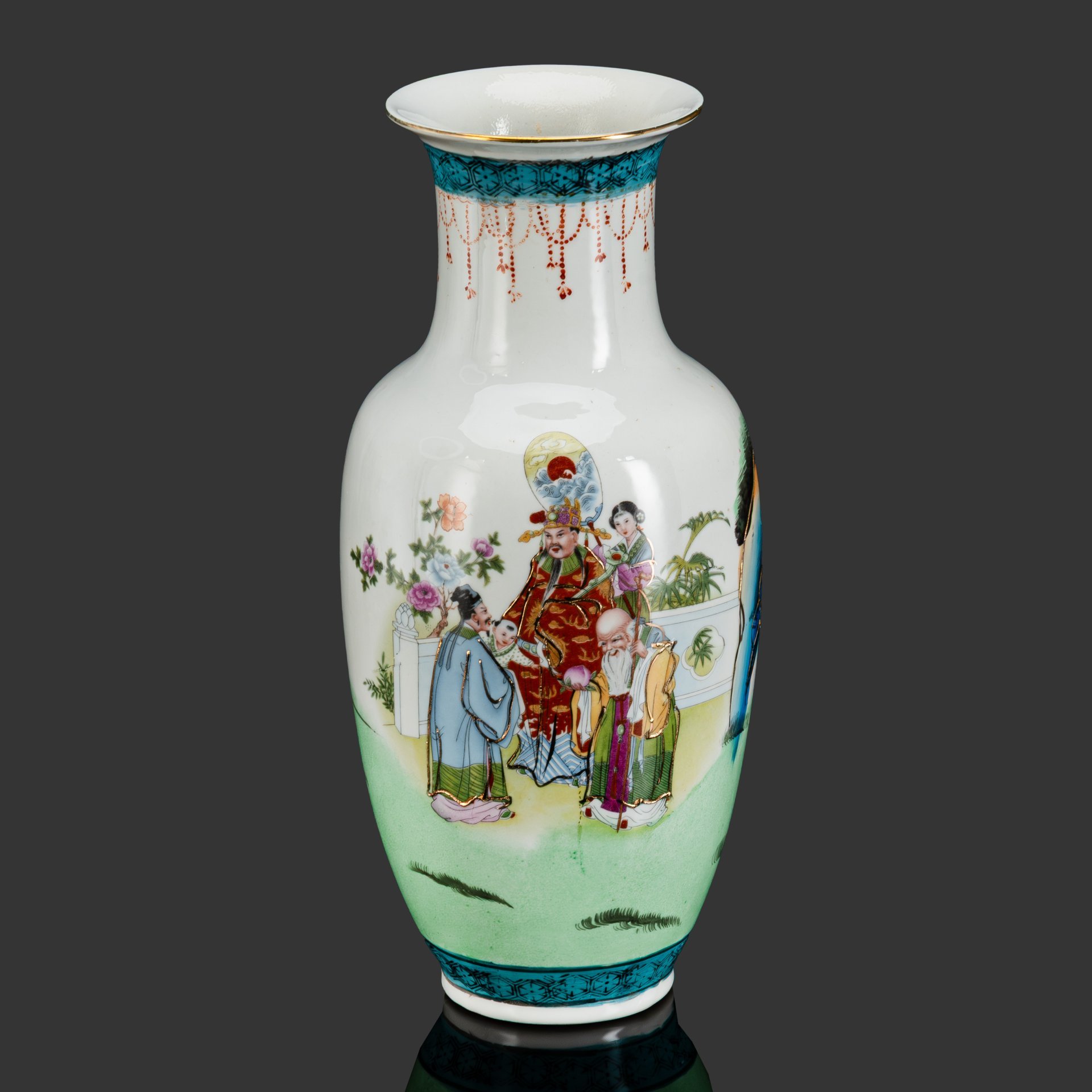 [Символы благополучия и долголетия] Ваза "Подношения императору"