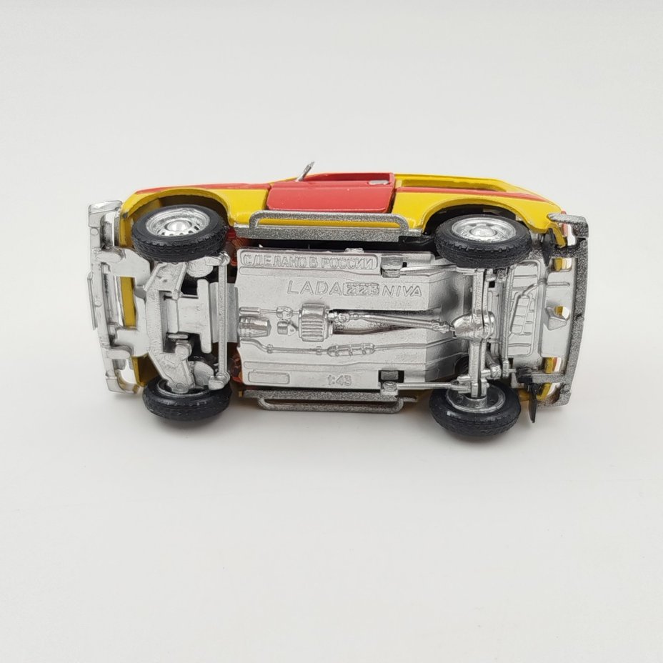 Модель автомобиля "ВАЗ-2113", авторская модель